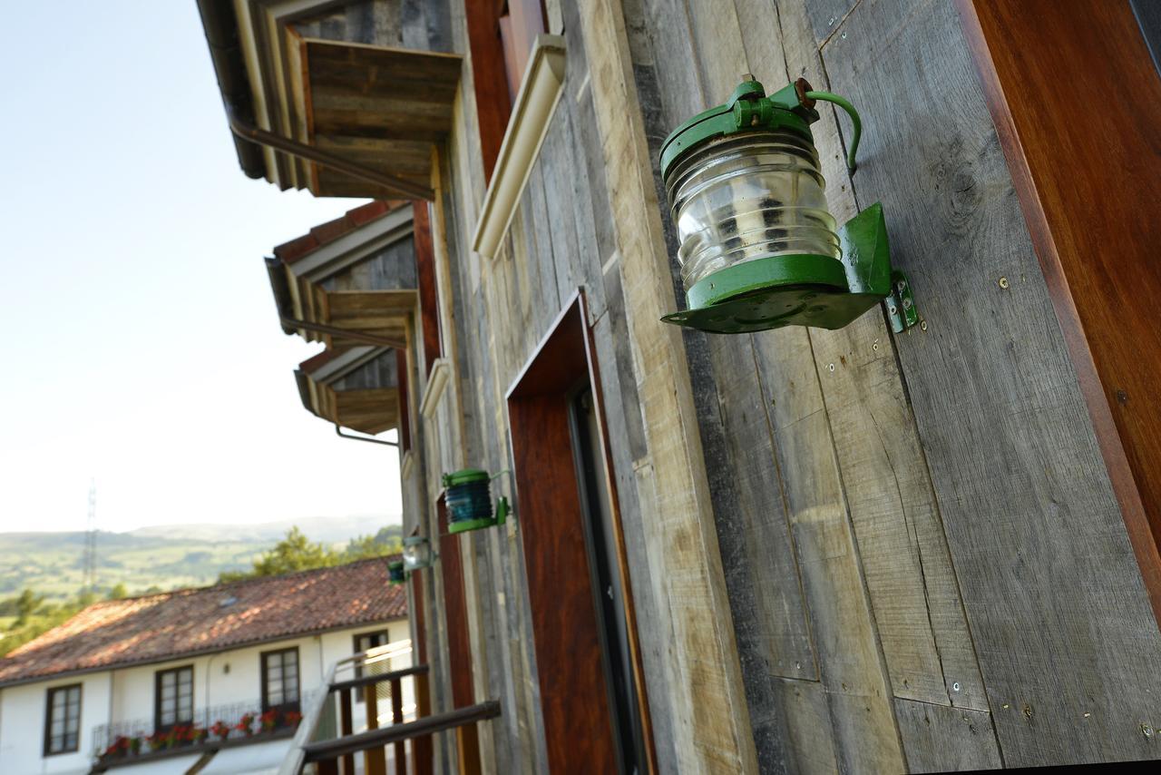 Hotel La Alfonsina Santibanez de Villacarriedo Exteriör bild